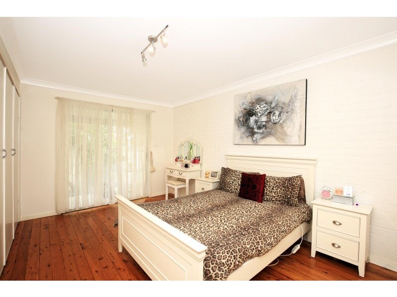 3 Bindon Close, Bomaderry NSW 2541