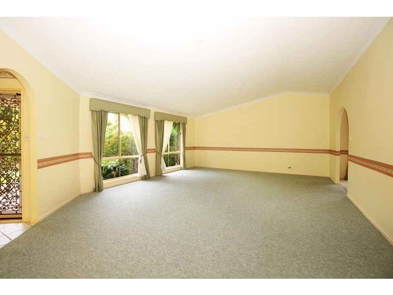 10 Lochaven Drive, Bangalee NSW 2541