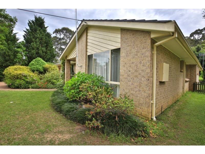 10 Lochaven Drive, Bangalee NSW 2541