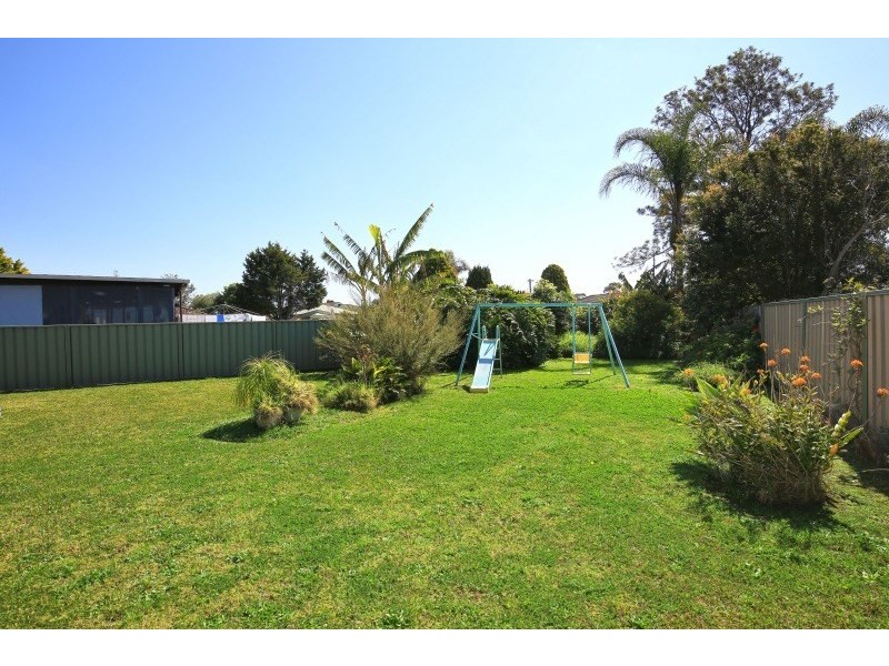 2 Bisdee Place, Nowra NSW 2541
