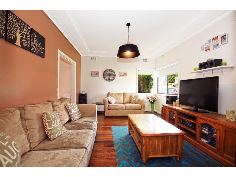 113 Plunkett Street, Nowra NSW 2541