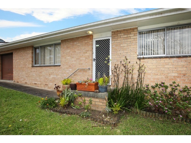 1/52 Bunberra Street, Bomaderry NSW 2541