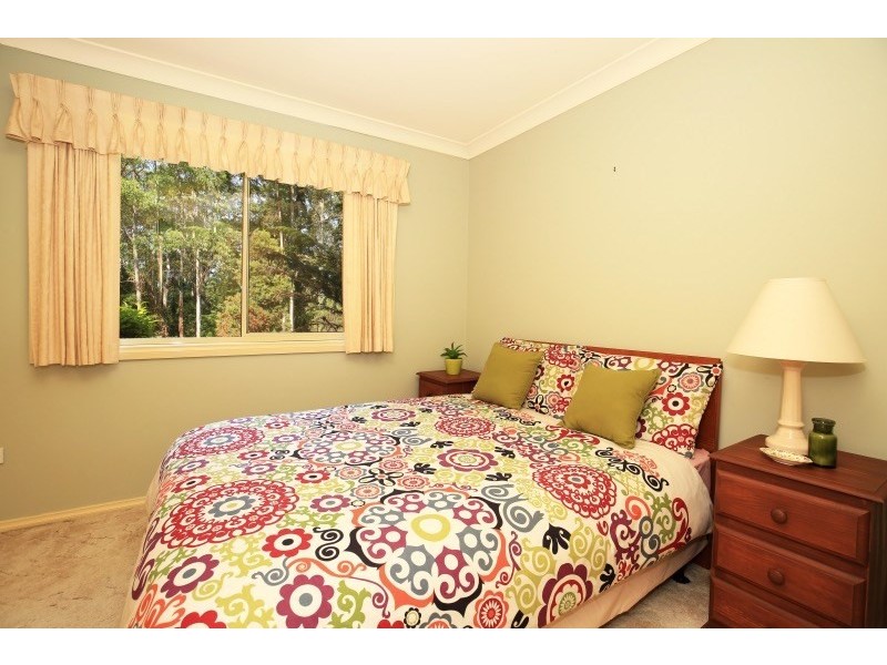 15 Tartarian Crescent, Bomaderry NSW 2541