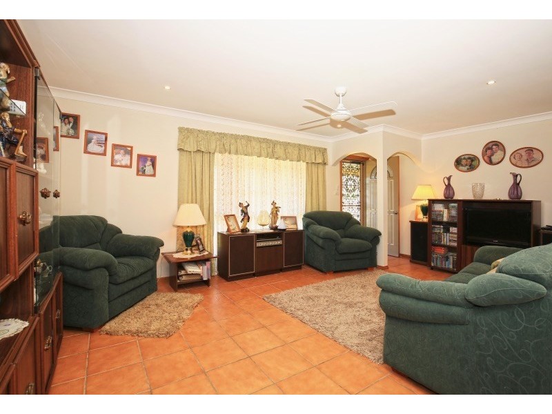 14 Maybush Way, West Nowra NSW 2541