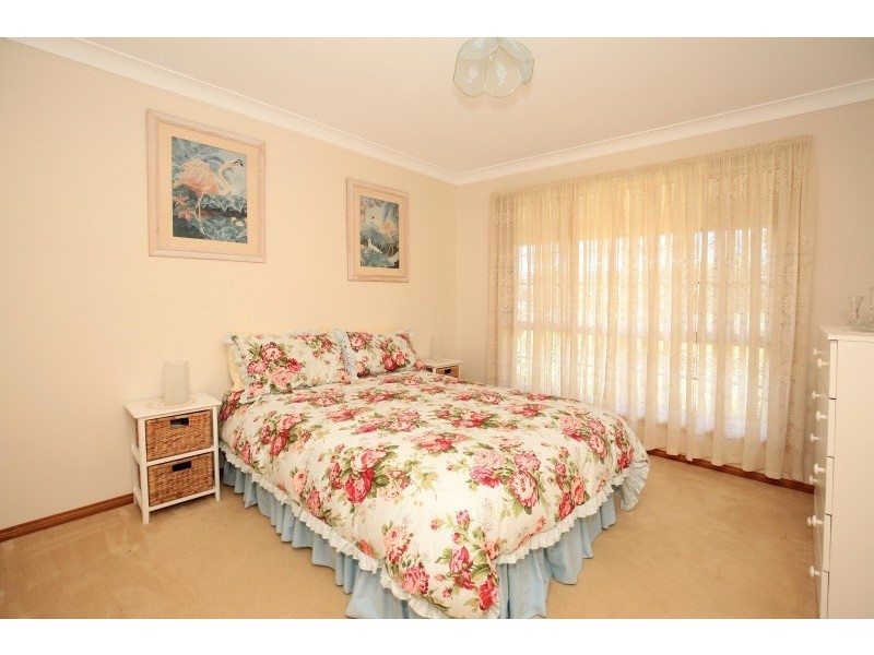 14 Maybush Way, West Nowra NSW 2541