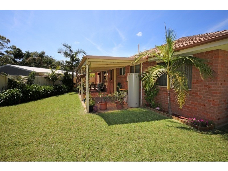 14 Maybush Way, West Nowra NSW 2541