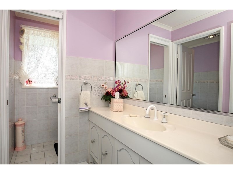 11 Haiser Road, Greenwell Point NSW 2540