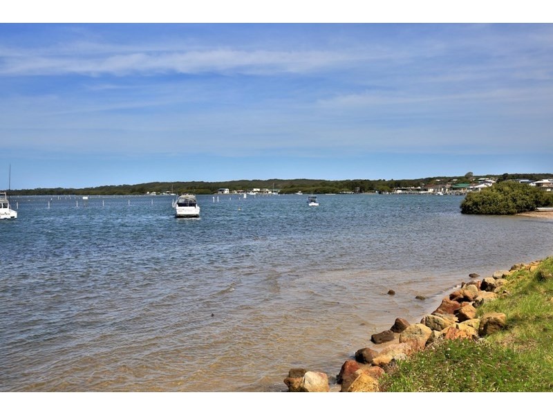 11 Haiser Road, Greenwell Point NSW 2540