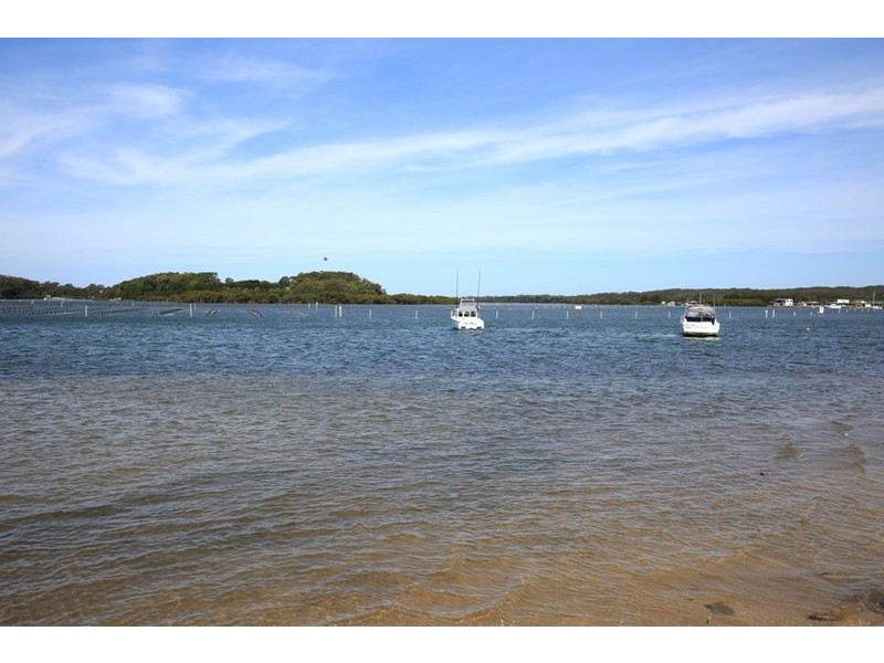 11 Haiser Road, Greenwell Point NSW 2540