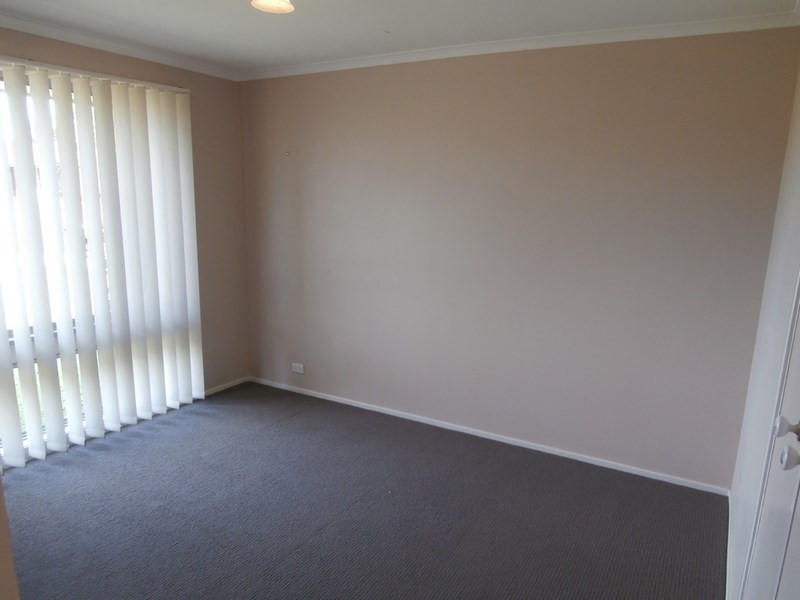 6 Golden Cane Avenue, North Nowra NSW 2541