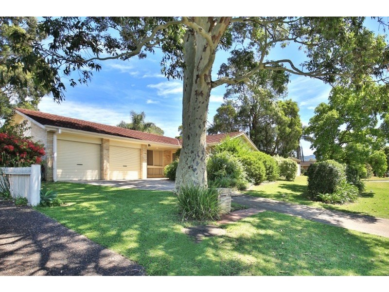 73 Lyndhurst Drive, Bomaderry NSW 2541