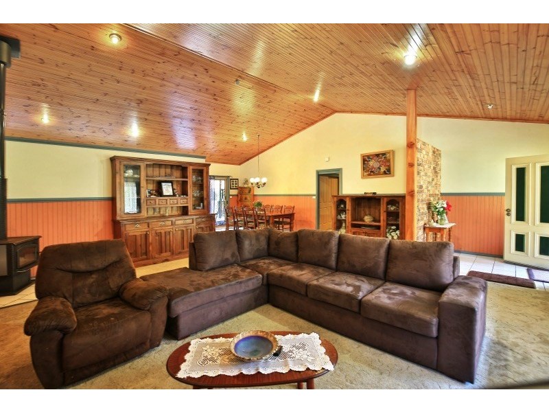 15 Lowana Close, Tapitallee NSW 2540