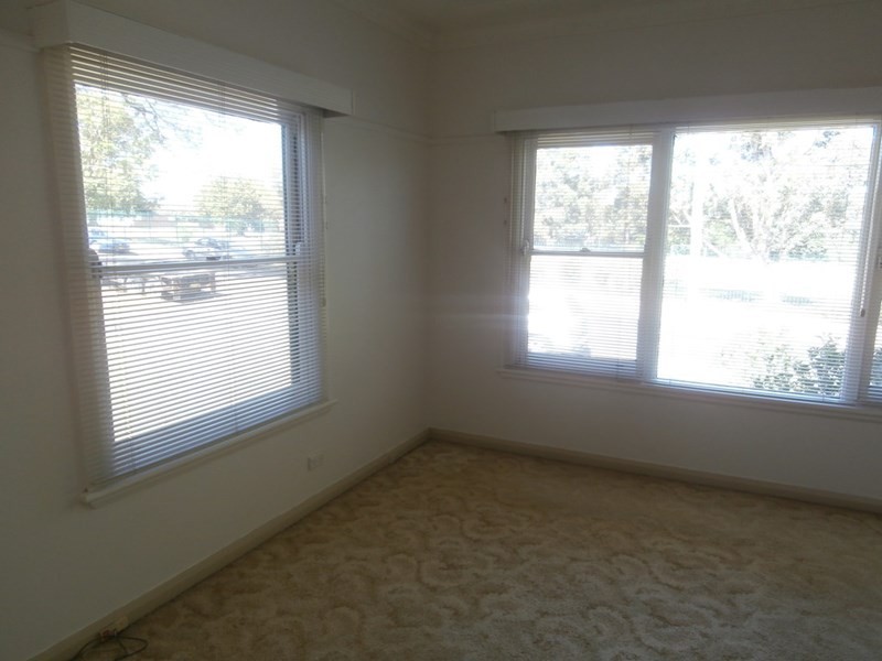 123 Osborne Street, Nowra NSW 2541