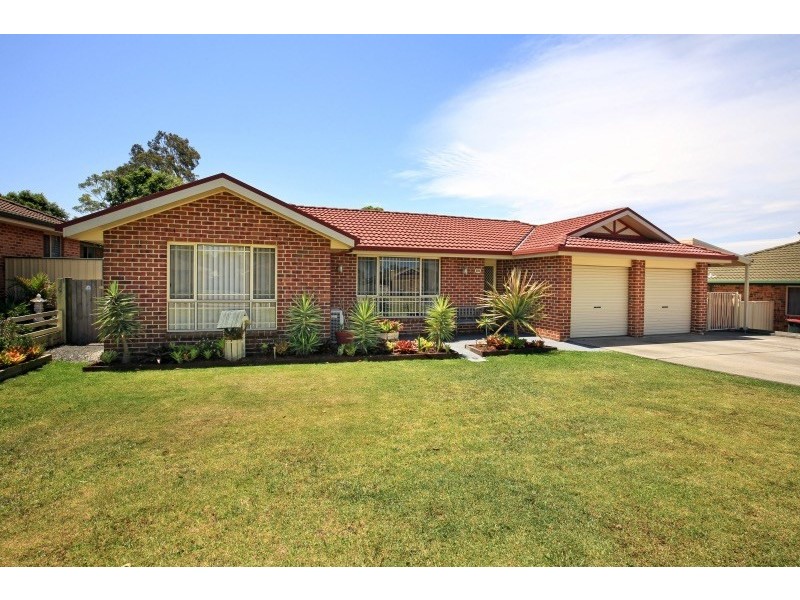 11 Hermes Crescent, Worrigee NSW 2540