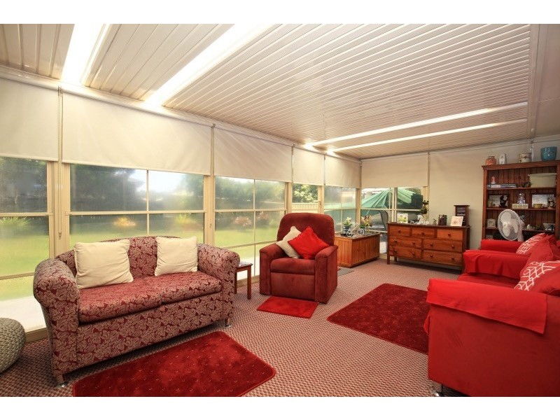 11 Hermes Crescent, Worrigee NSW 2540