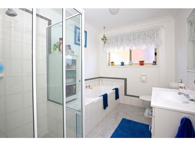 11 Hermes Crescent, Worrigee NSW 2540