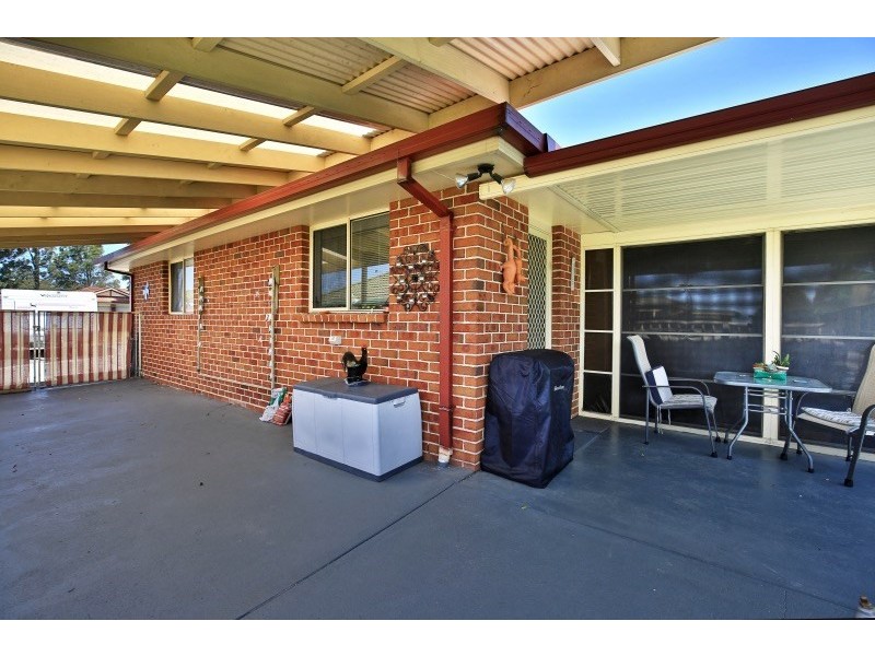 11 Hermes Crescent, Worrigee NSW 2540