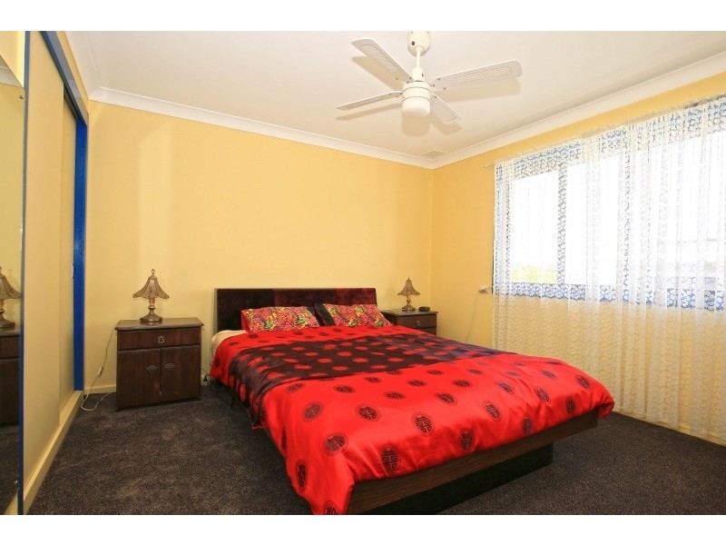 17 Alfred Street, Bomaderry NSW 2541