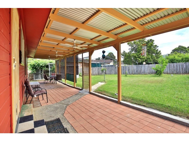 17 Alfred Street, Bomaderry NSW 2541