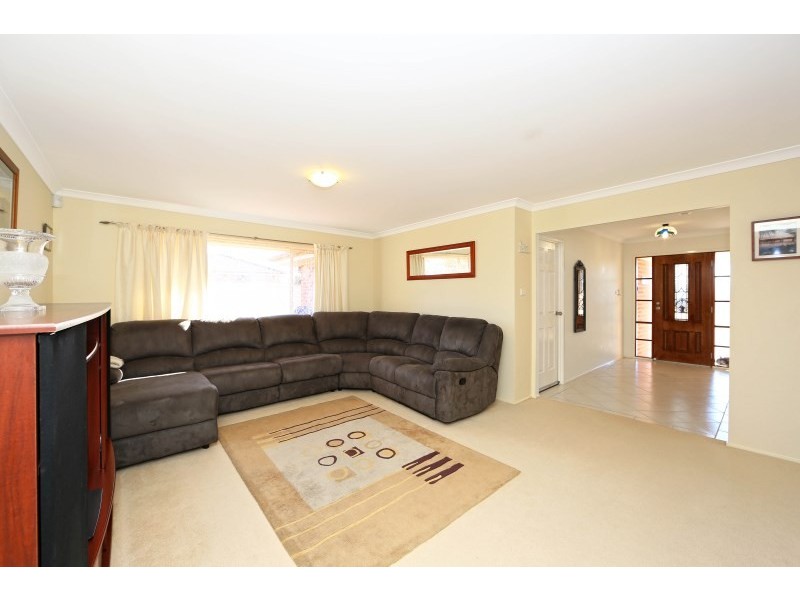 25 Jewel Street, Worrigee NSW 2540