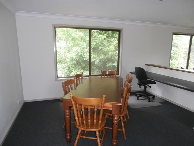 20 Albatross Road, Nowra NSW 2541