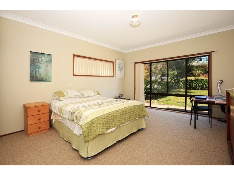 106 Basin View Parade, Basin View NSW 2540