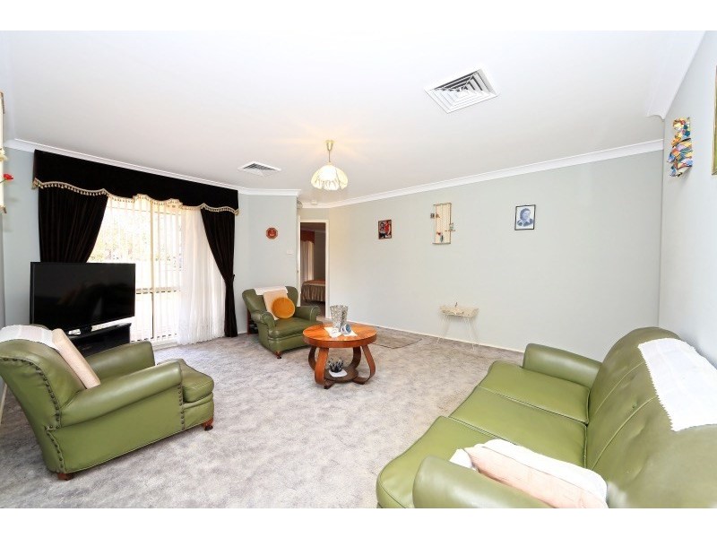 4 Elderberry Avenue, Worrigee NSW 2540