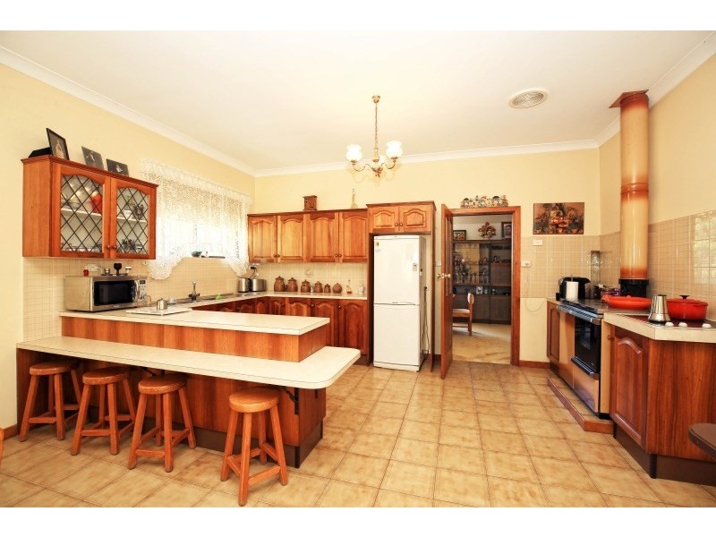 89 Hawken Road, Tomerong NSW 2540