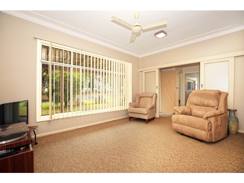 3 Barwon Street, Bomaderry NSW 2541