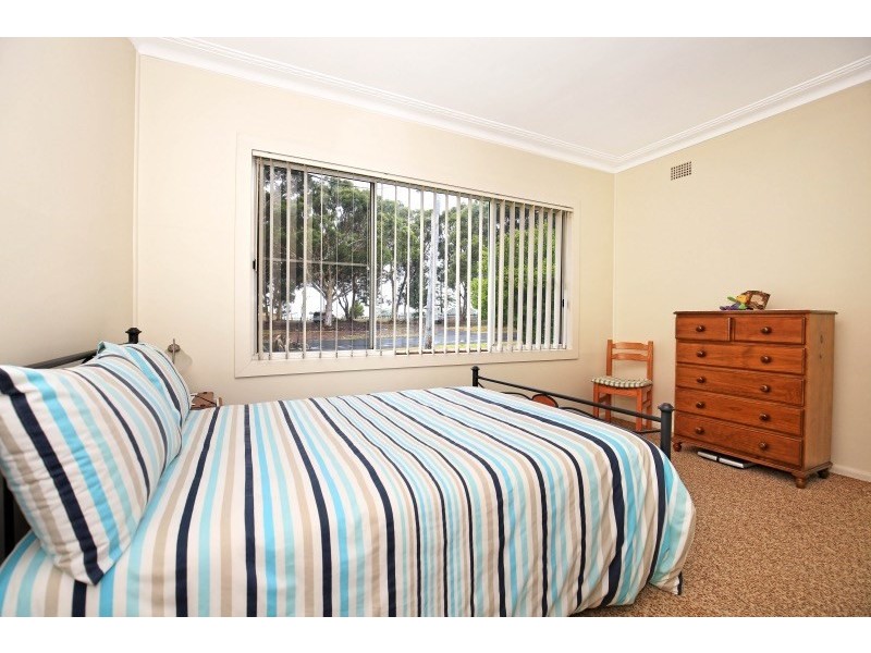 3 Barwon Street, Bomaderry NSW 2541