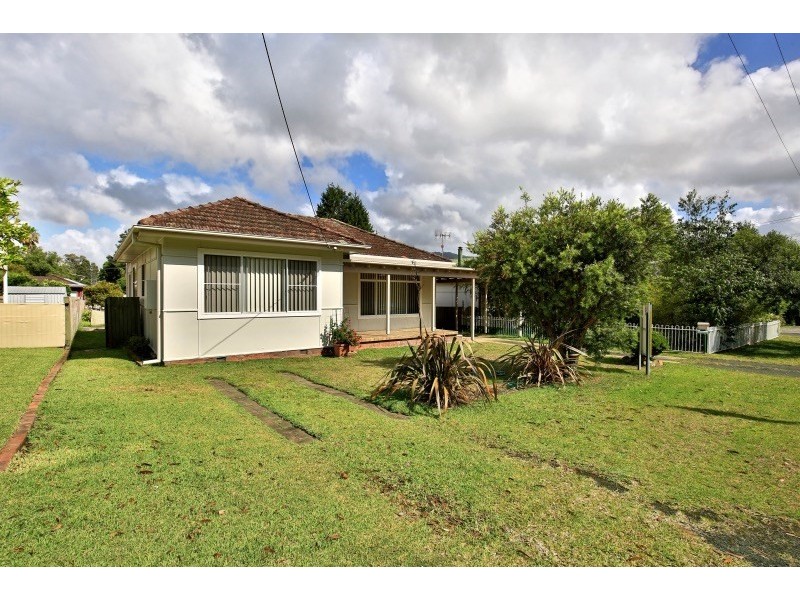 3 Barwon Street, Bomaderry NSW 2541