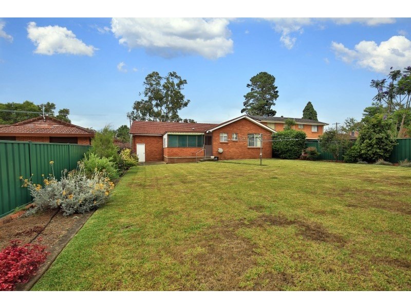8 Ambassador Avenue, North Nowra NSW 2541