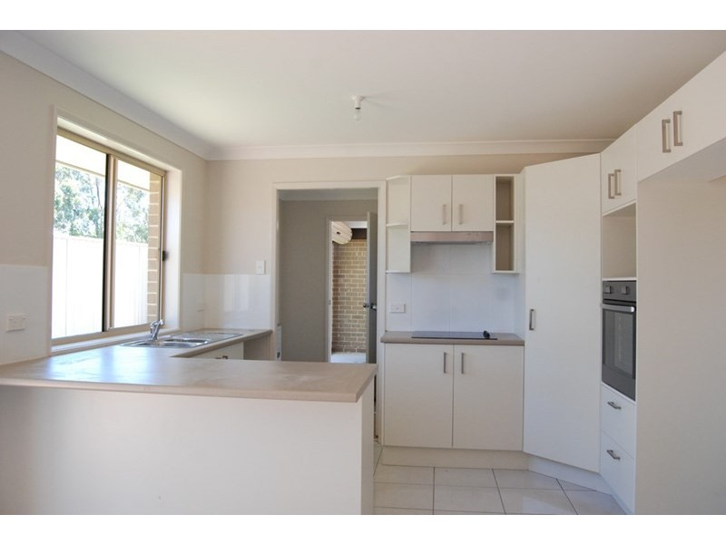 13A Curta Grove, Worrigee NSW 2540