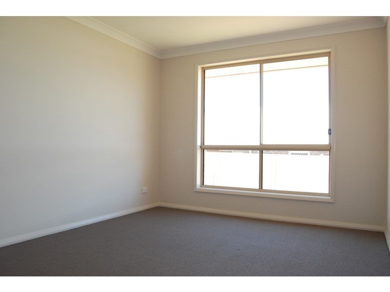 13A Curta Grove, Worrigee NSW 2540