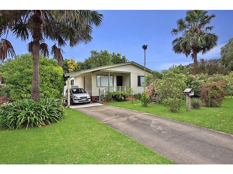 17 Ferry Lane, Nowra NSW 2541