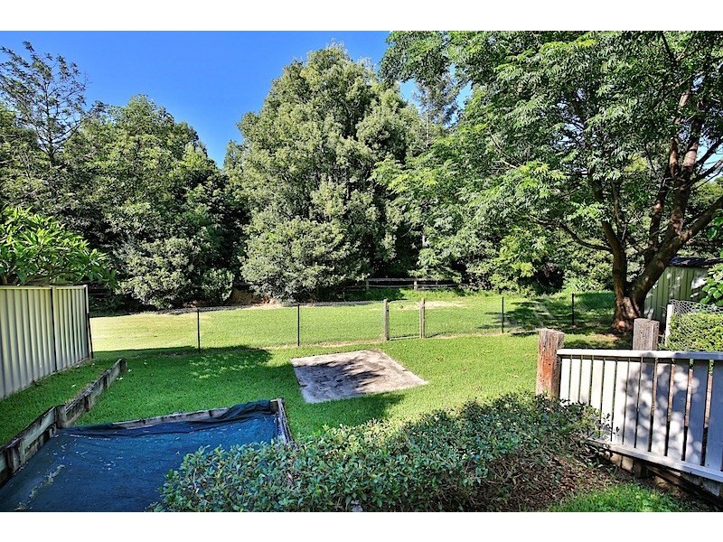 6 Jade Place, Meroo Meadow NSW 2540