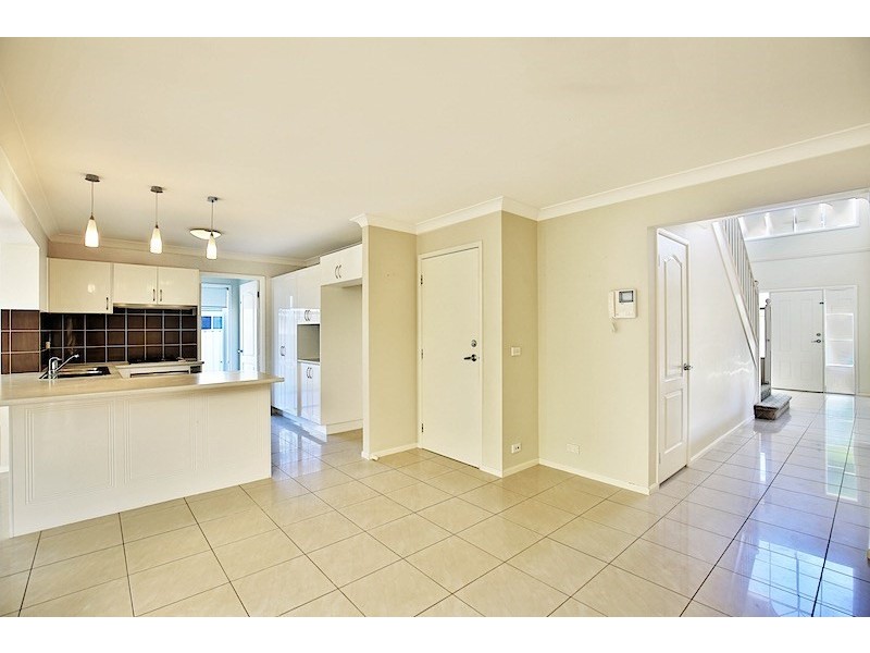 6 Jade Place, Meroo Meadow NSW 2540