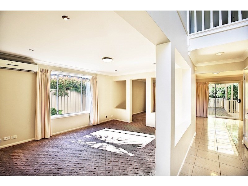 6 Jade Place, Meroo Meadow NSW 2540