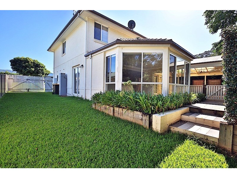 6 Jade Place, Meroo Meadow NSW 2540