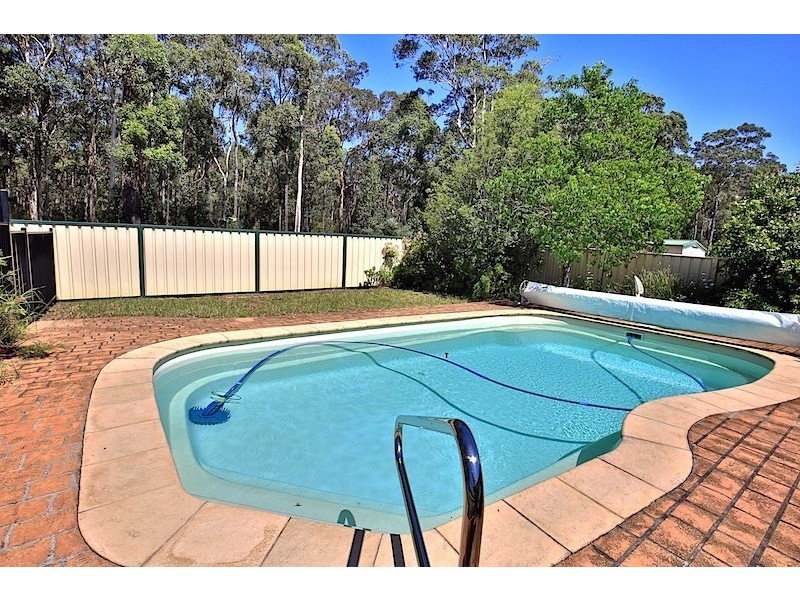 29 Rannoch Drive, West Nowra NSW 2541