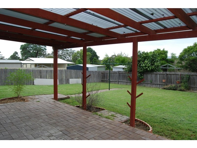 5 Glenair Avenue, West Nowra NSW 2541