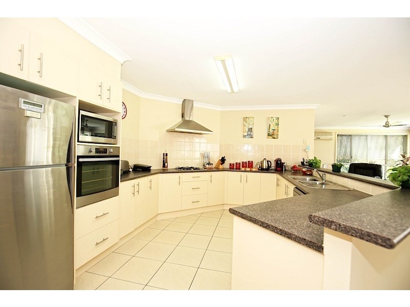 7 Bluewattle Road, Worrigee NSW 2540