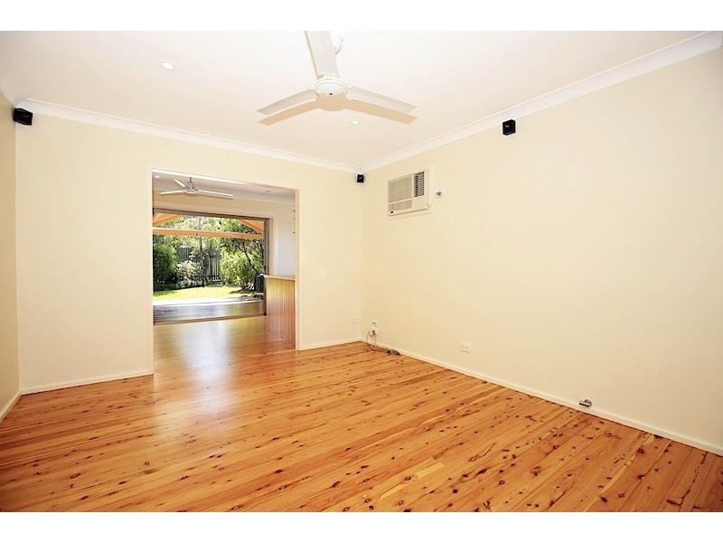 5 Crest Avenue, North Nowra NSW 2541