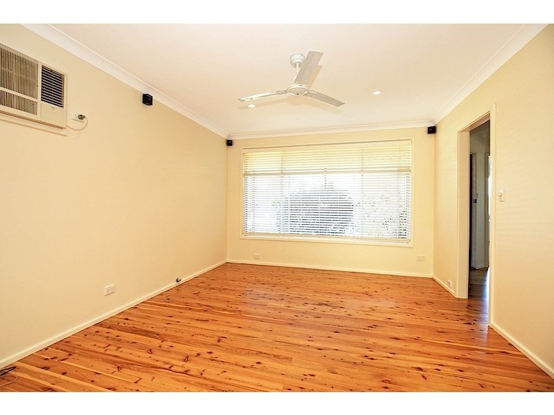 5 Crest Avenue, North Nowra NSW 2541