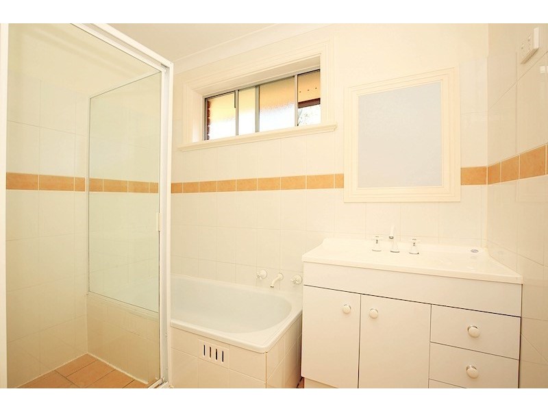 5 Crest Avenue, North Nowra NSW 2541