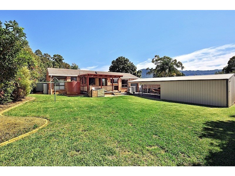 11 Formby Close, Bomaderry NSW 2541