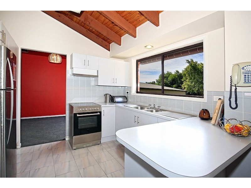 11 Formby Close, Bomaderry NSW 2541