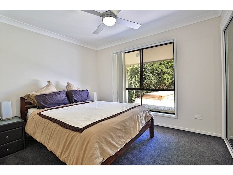 11 Formby Close, Bomaderry NSW 2541