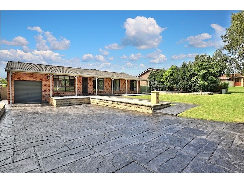 11 Formby Close, Bomaderry NSW 2541