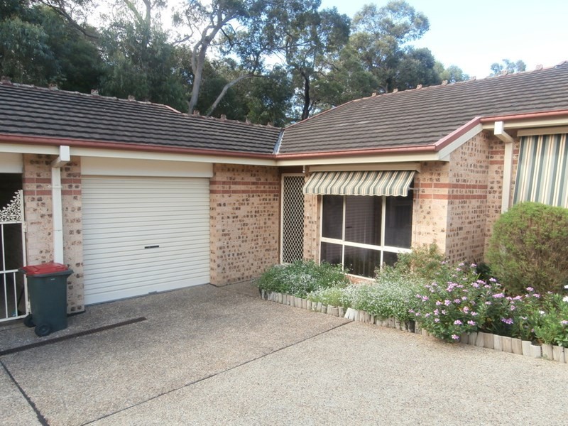 6/2 Carisbrook Close, Bomaderry NSW 2541
